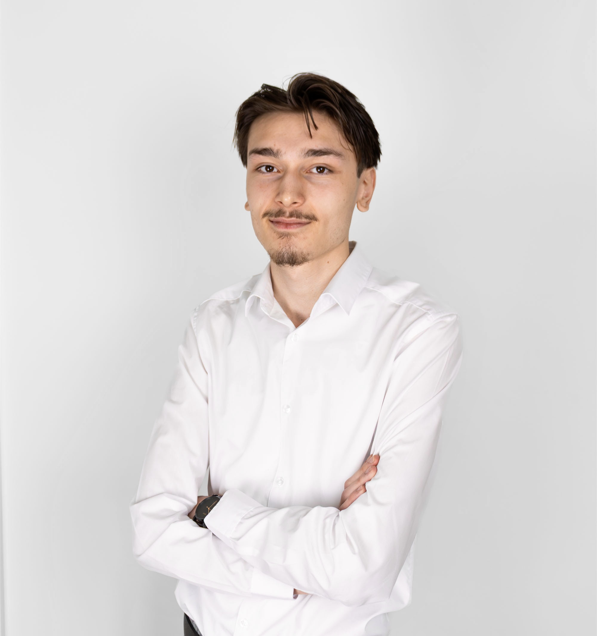 Cihan Toprakci, développeur web freelance à Annemasse
